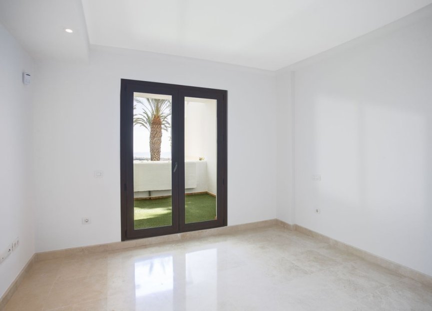 Resale - Apartment - Middle Floor Apartment - Casares - Casares Centro