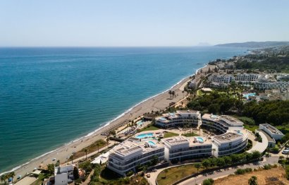 Resale - Apartment - Middle Floor Apartment - Estepona - Estepona Centro