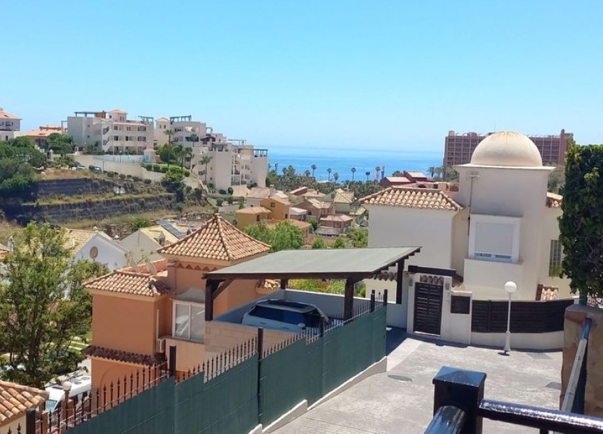 Resale - House - Detached Villa - Benalmádena - Torrequebrada