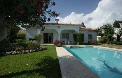 Resale - House - Detached Villa - Marbella - Nueva Andalucia