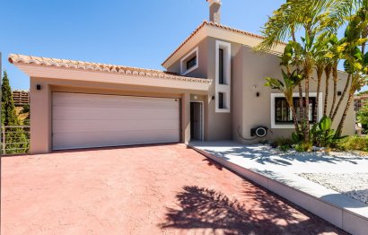 Reventa - House - Detached Villa - Marbella - Elviria