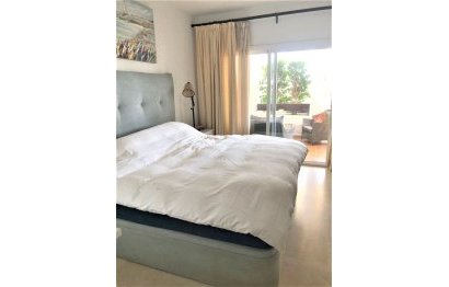 Resale - Apartment - Ground Floor Apartment - Marbella - Nueva Andalucia