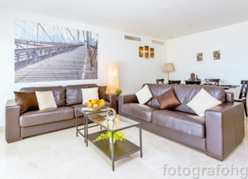 Resale - Apartment - Ground Floor Apartment - Estepona - Estepona Centro