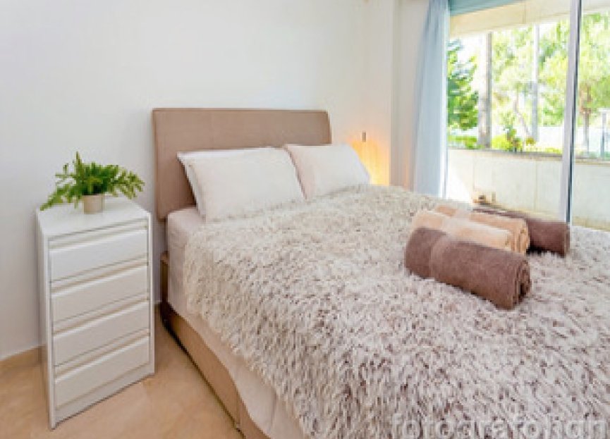 Resale - Apartment - Ground Floor Apartment - Estepona - Estepona Centro