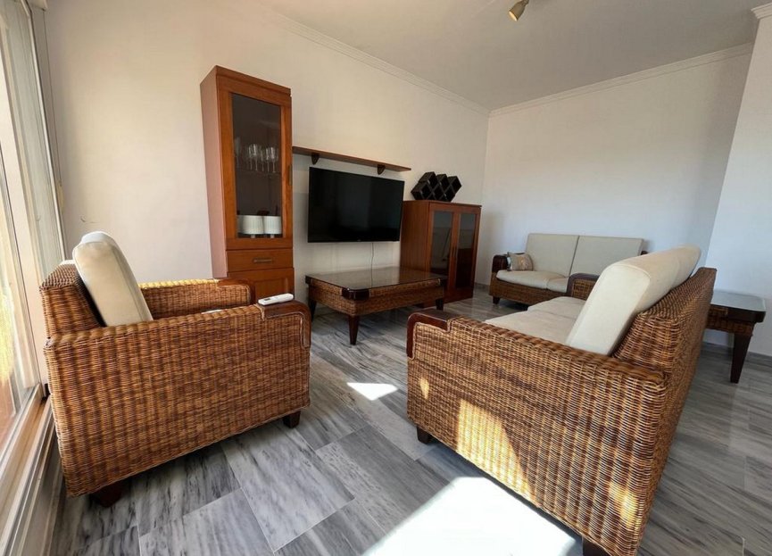 Resale - Apartment - Penthouse - Estepona - Estepona Centro