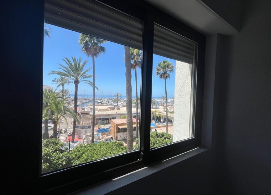 Resale - Apartment - Middle Floor Apartment - Marbella - Marbella Centro