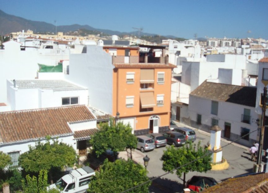 Reventa - House - Detached Villa - Estepona - Estepona Centro