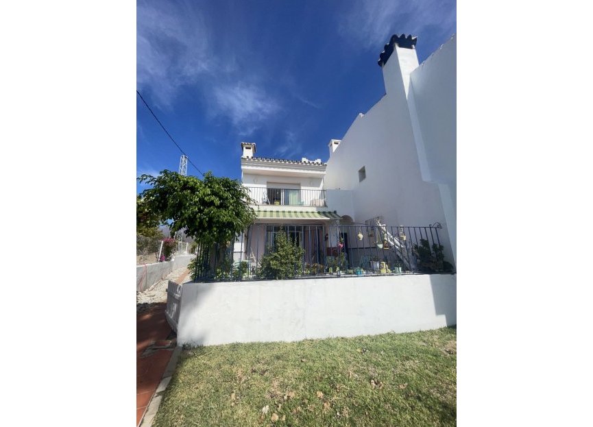 Reventa - House - Detached Villa - Estepona - Estepona Centro