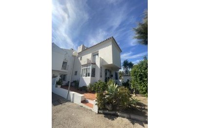 Reventa - House - Detached Villa - Estepona - Estepona Centro