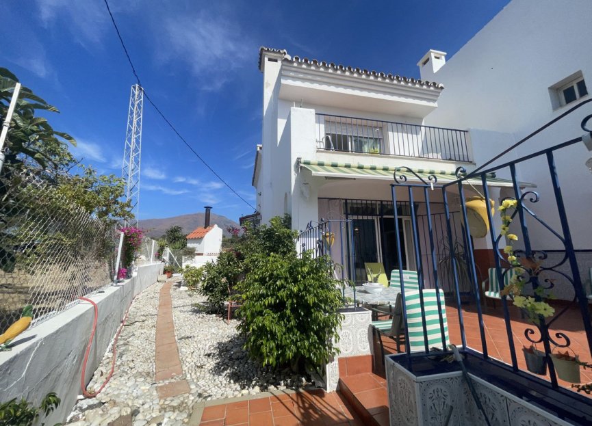 Reventa - House - Detached Villa - Estepona - Estepona Centro