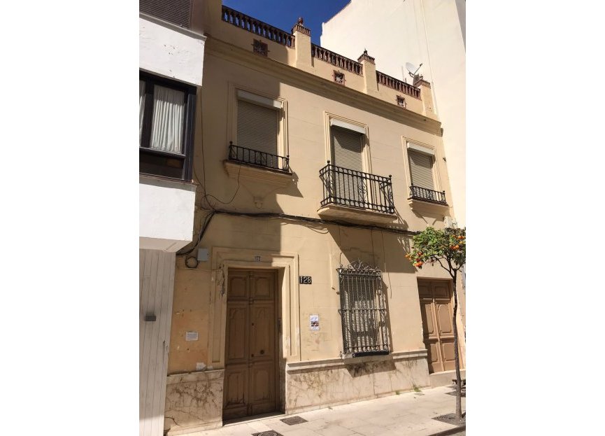 Resale - House - Townhouse - Estepona - Estepona Centro