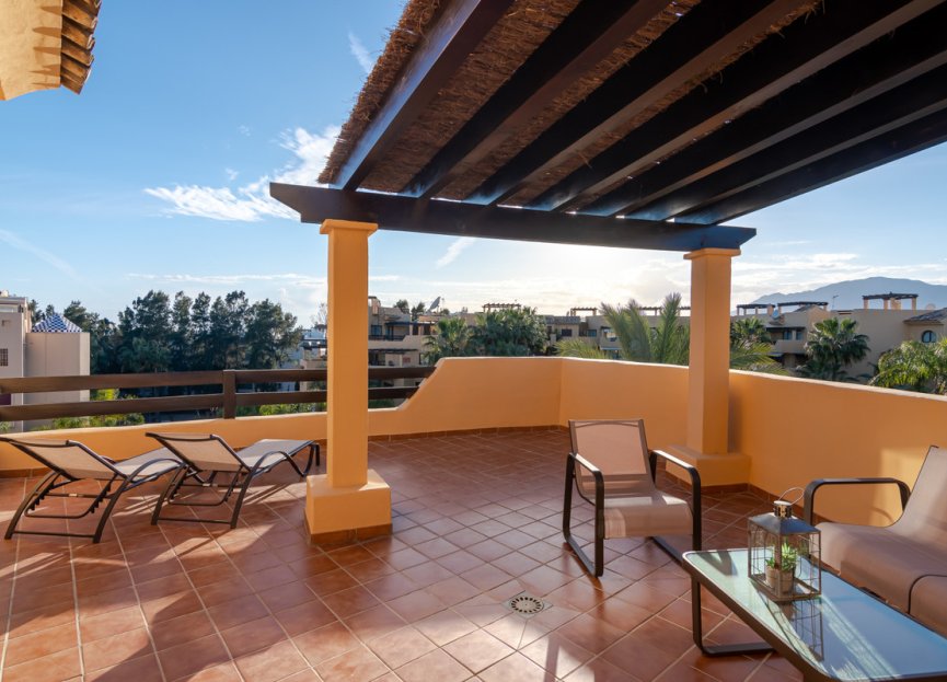 Resale - Apartment - Penthouse - Estepona - Costalita