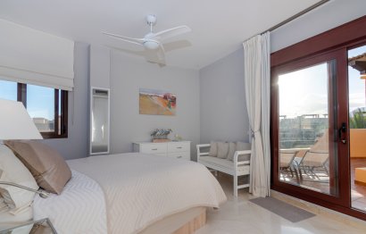 Resale - Apartment - Penthouse - Estepona - Costalita