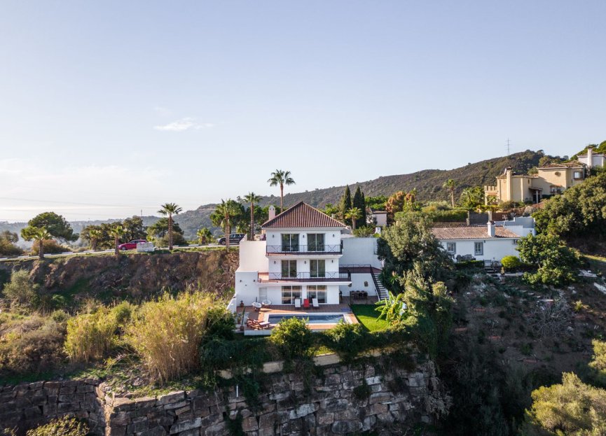 Resale - House - Detached Villa - Estepona - Estepona Centro