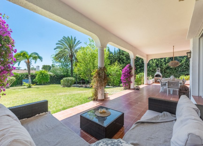 Reventa - House - Detached Villa - Estepona - Atalaya