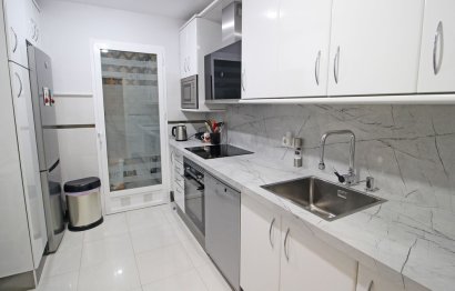 Resale - Apartment - Middle Floor Apartment - Marbella - Marbella Centro