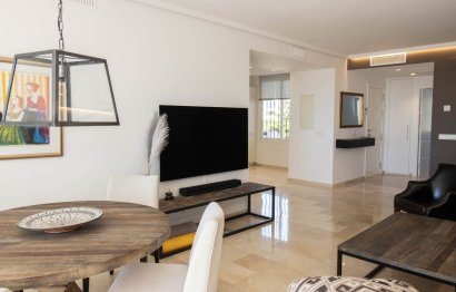 Resale - Apartment - Penthouse - Marbella - Nueva Andalucia