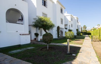 Resale - Apartment - Penthouse - Marbella - Nueva Andalucia