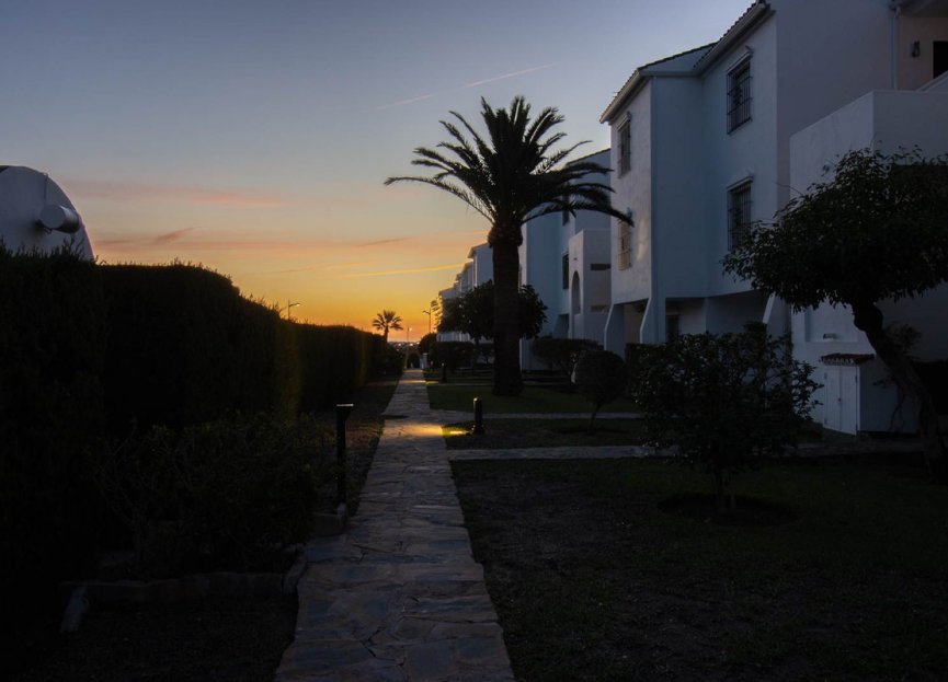 Resale - Apartment - Penthouse - Marbella - Nueva Andalucia