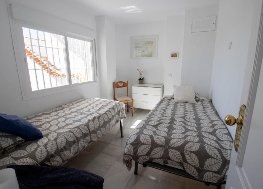 Reventa - Apartment - Middle Floor Apartment - Marbella - Nueva Andalucia