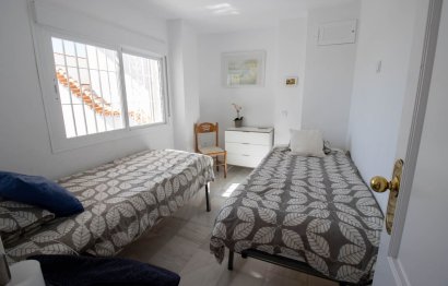 Resale - Apartment - Middle Floor Apartment - Marbella - Nueva Andalucia