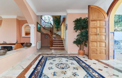 Resale - House - Detached Villa - Marbella - La Mairena