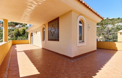 Resale - House - Detached Villa - Marbella - La Mairena