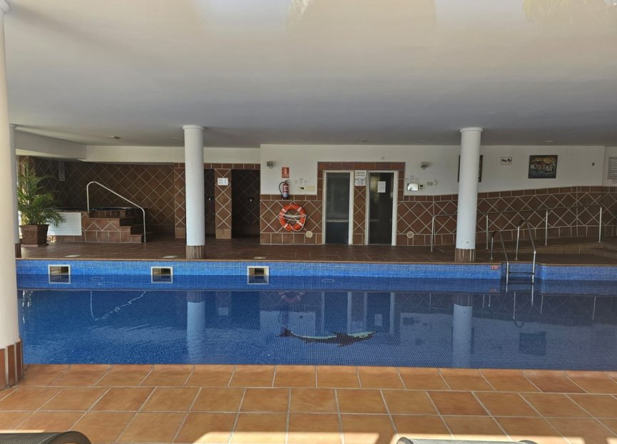 Resale - Apartment - Ground Floor Apartment - Estepona - Atalaya