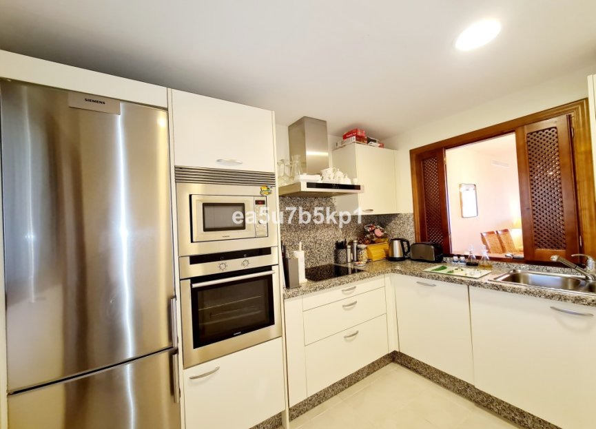 Resale - Apartment - Penthouse - Estepona - New Golden Mile