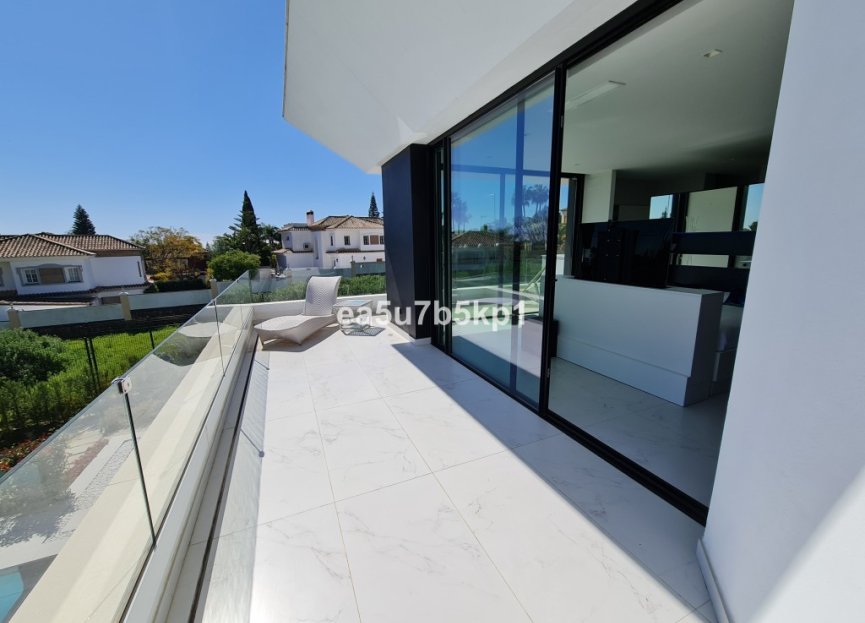 Resale - House - Detached Villa - Estepona - New Golden Mile