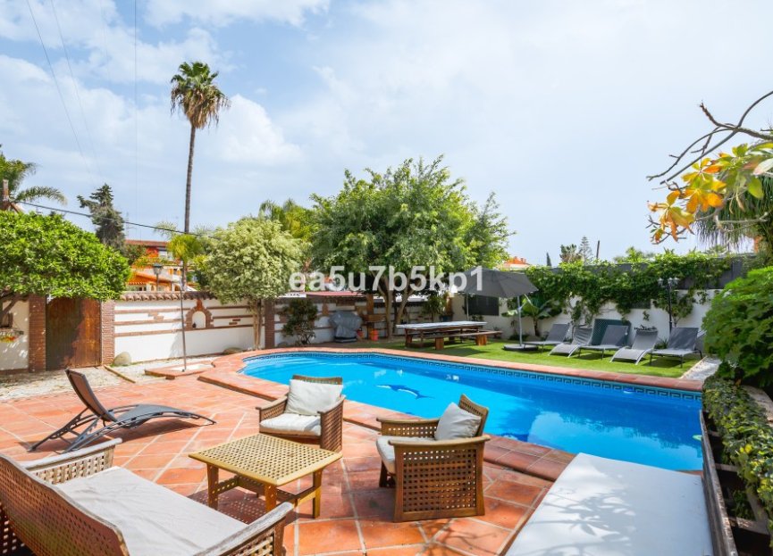 Reventa - House - Detached Villa - Marbella - Nueva Andalucia