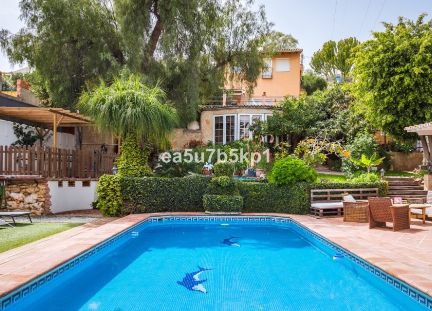 Reventa - House - Detached Villa - Marbella - Nueva Andalucia