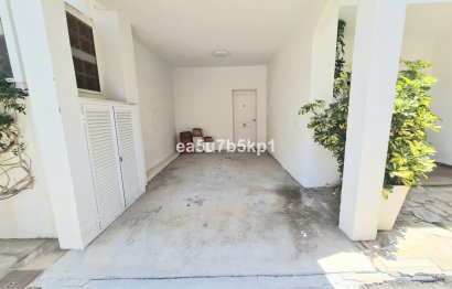 Resale - House - Semi-Detached House - Marbella