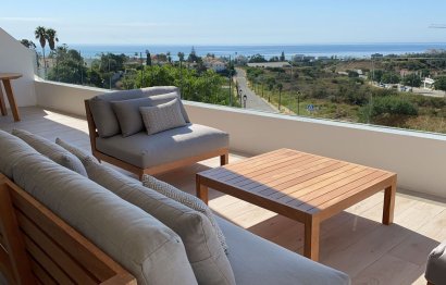 Resale - Apartment - Middle Floor Apartment - Estepona - Estepona Centro