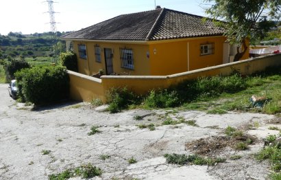 Resale - House - Detached Villa - Benahavís - Benahavís Centro