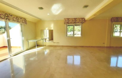 Resale - House - Semi-Detached House - Fuengirola - Los Pacos