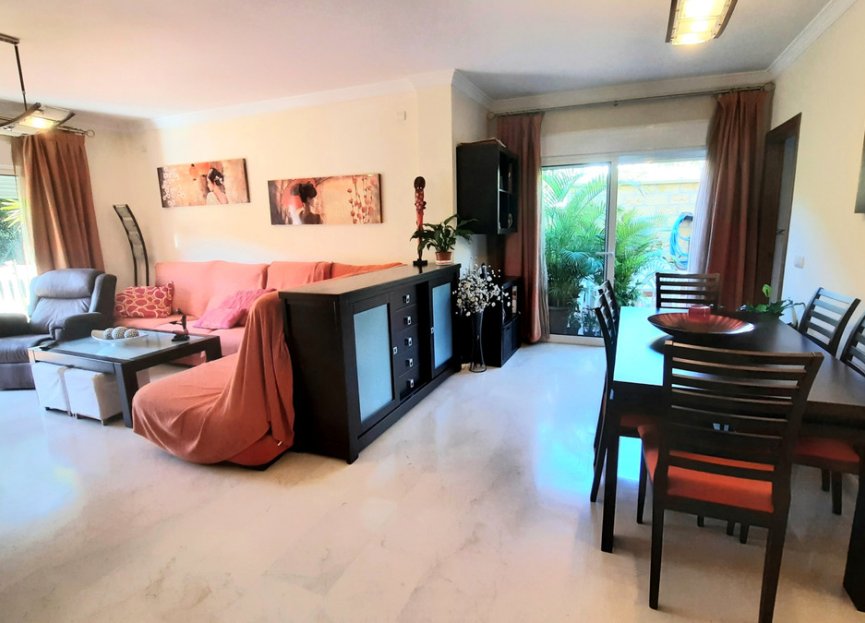 Resale - House - Semi-Detached House - Fuengirola - Los Pacos