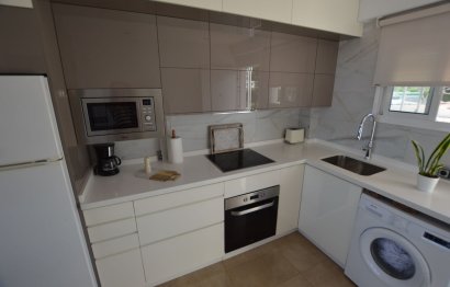 Resale - Apartment - Middle Floor Apartment - Fuengirola - Fuengirola Centro