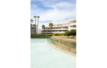 Resale - Apartment - Middle Floor Apartment - Estepona - Estepona Centro