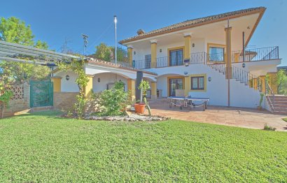 Reventa - House - Finca - Cortijo - Estepona - Estepona Centro