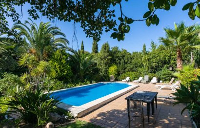 Resale - House - Detached Villa - Marbella - Nueva Andalucia