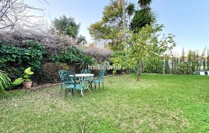 Resale - House - Detached Villa - Estepona - Atalaya