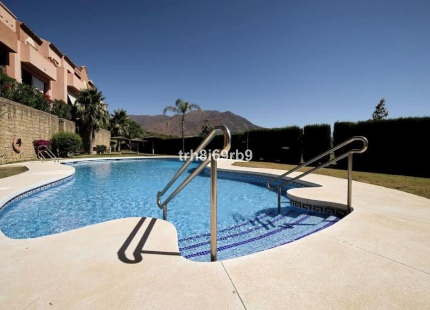 Resale - House - Townhouse - Estepona - Estepona Centro