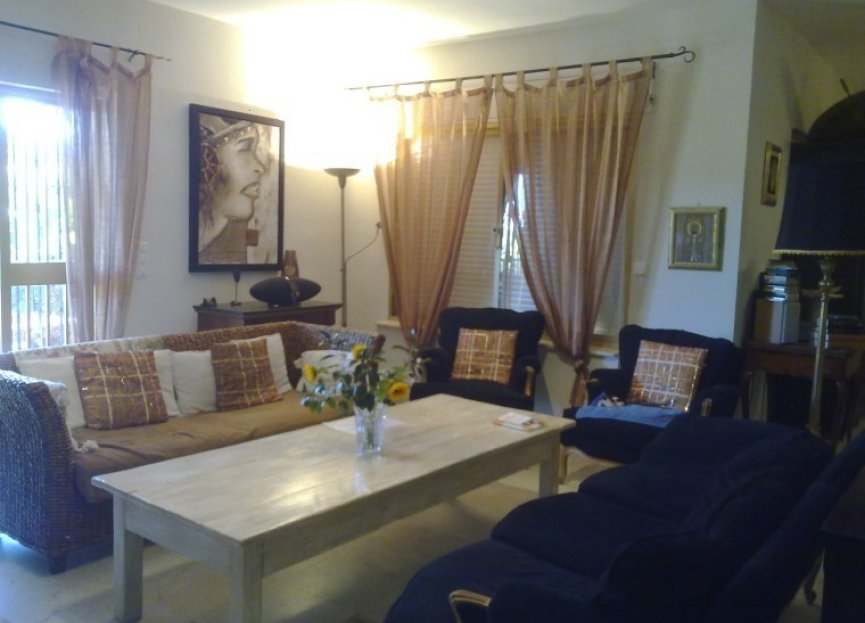 Resale - House - Detached Villa - Marbella - Nueva Andalucia