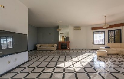 Resale - House - Detached Villa - Benalmádena - Benalmadena Costa