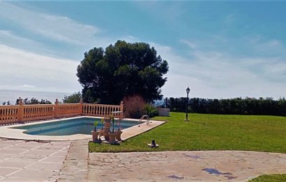 Reventa - House - Detached Villa - Benalmádena - Benalmadena Costa