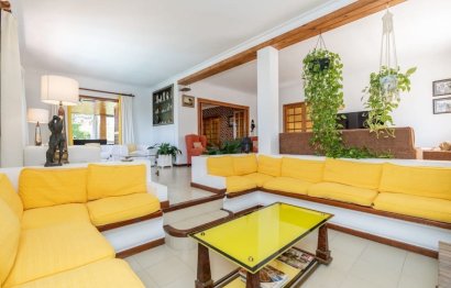 Resale - House - Detached Villa - Marbella - Marbella Centro