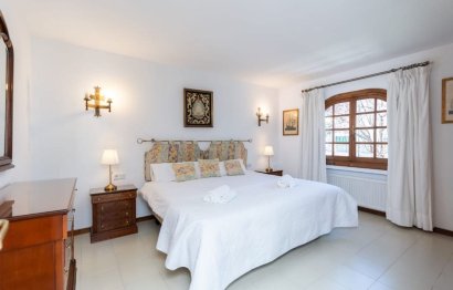 Resale - House - Detached Villa - Marbella - Marbella Centro