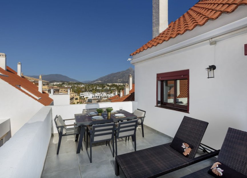 Resale - Apartment - Penthouse - Marbella - Nueva Andalucia