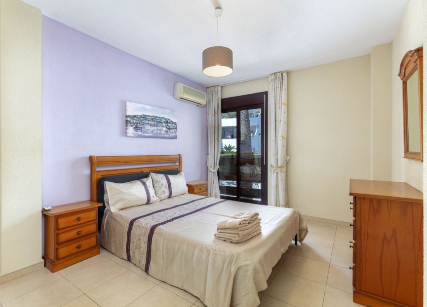 Resale - Apartment - Middle Floor Apartment - Marbella - Nueva Andalucia